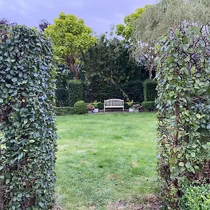 Bed & Breakfast Maison Blanche, Ghent